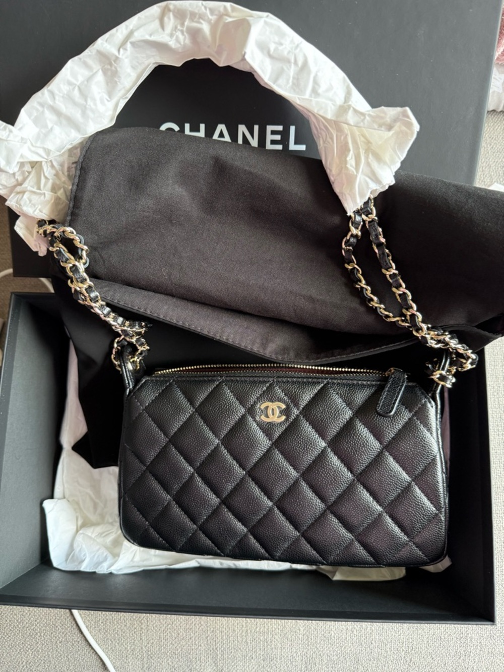 CHANEL Black Quilted Shoulder/Crossbody Bag with Gold Chain - Picture 8 of 16